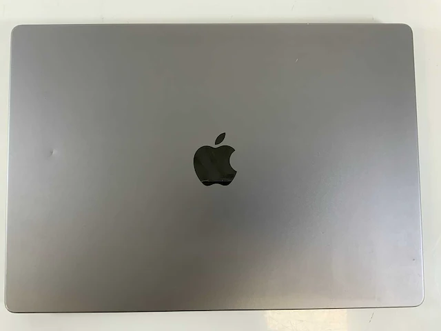 Apple macbook pro 16", m1 pro, 32 gb ram, 512 gb ssd laptop - afbeelding 5 van  7
