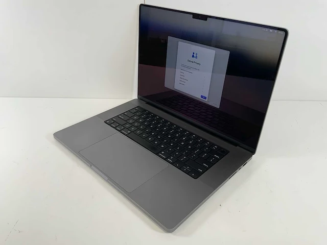 Apple macbook pro 16", m1 pro, 32 gb ram, 512 gb ssd laptop - afbeelding 3 van  7