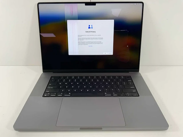 Apple macbook pro 16", m1 pro, 32 gb ram, 512 gb ssd laptop - afbeelding 1 van  7