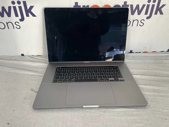 Apple macbook pro (2019) mvvj2fn/a - 16 inch - 512 gb - afbeelding 4 van  4