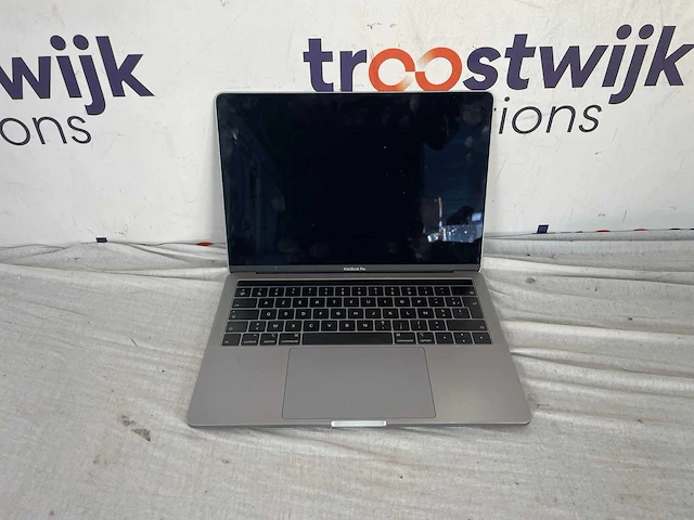 Apple macbook pro (2020) myd92fn/a- 13.3 inch - 512 gb - afbeelding 4 van  4