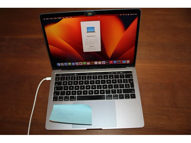 Apple macbook pro 3,1 ghz quad-core intel core i5. videokaart intel iris plus graphics 650 1536 mb. 8 gb r... - afbeelding 1 van  6