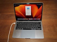 Apple macbook pro 3,1 ghz quad-core intel core i5. videokaart intel iris plus graphics 650 1536 mb. 8 gb r... - afbeelding 2 van  6