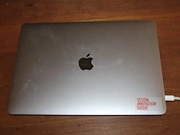 Apple macbook pro 3,1 ghz quad-core intel core i5. videokaart intel iris plus graphics 650 1536 mb. 8 gb r... - afbeelding 6 van  6