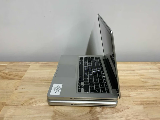Apple macbook pro a1278 laptop (2x) - afbeelding 4 van  6