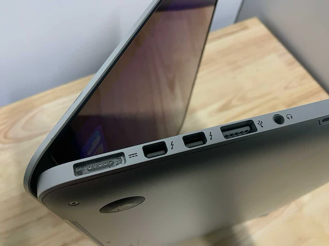 Apple macbook pro a1398 laptop - afbeelding 5 van  5