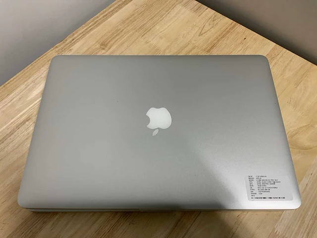 Apple macbook pro a1398(i7) laptop (2x) - afbeelding 8 van  9