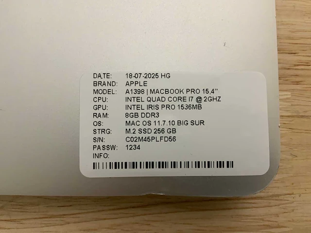 Apple macbook pro a1398(i7) laptop (2x) - afbeelding 6 van  9