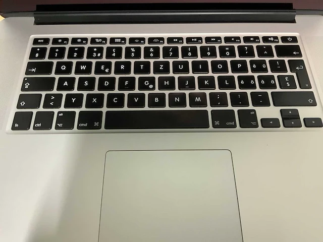 Apple macbook pro a1398(i7) laptop (2x) - afbeelding 8 van  9