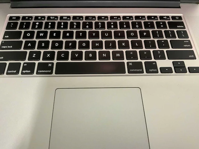 Apple macbook pro a1398(i7) laptop (2x) - afbeelding 9 van  9