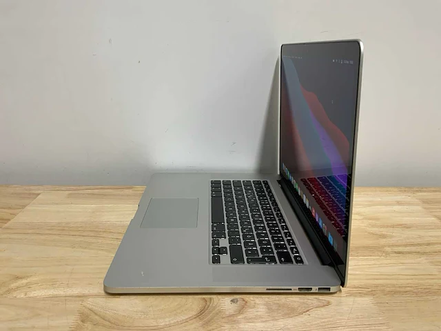 Apple macbook pro a1398(i7) laptop - afbeelding 6 van  8