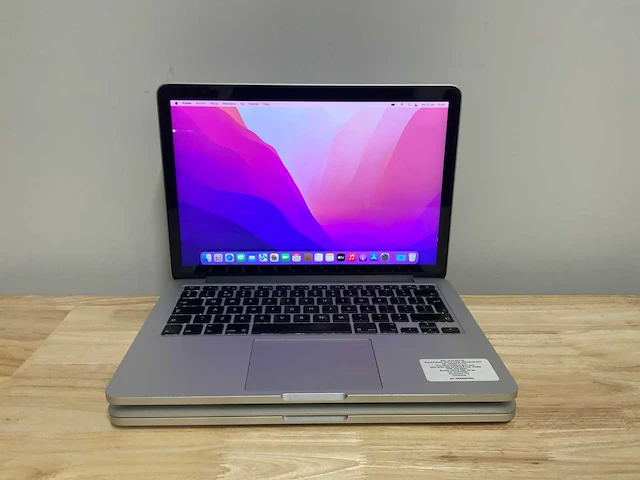 Apple macbook pro a1502 laptop (2x) - afbeelding 1 van  8