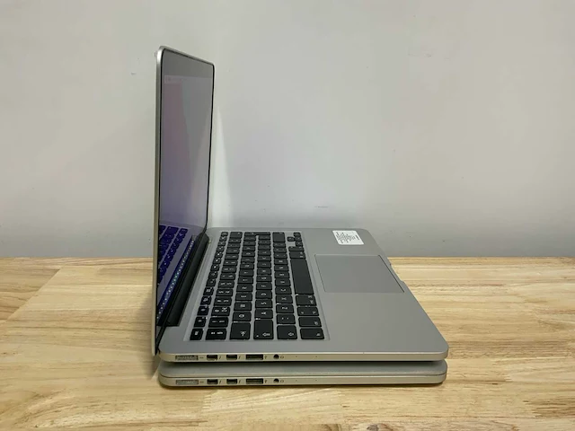 Apple macbook pro a1502 laptop (2x) - afbeelding 4 van  8