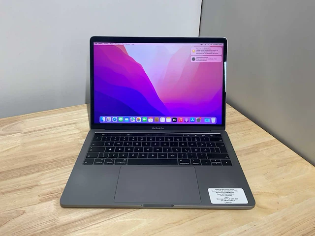 Apple macbook pro a1989 desktop - afbeelding 1 van  7