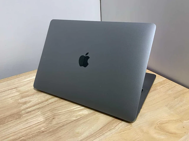 Apple macbook pro a1989 desktop - afbeelding 4 van  7