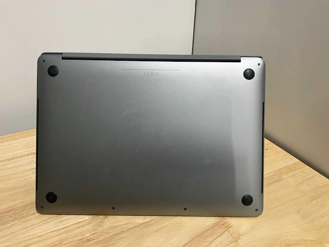 Apple macbook pro a1989 desktop - afbeelding 5 van  7