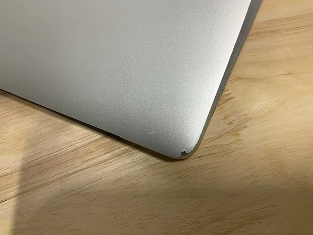Apple macbook pro a1990 laptop - afbeelding 7 van  10