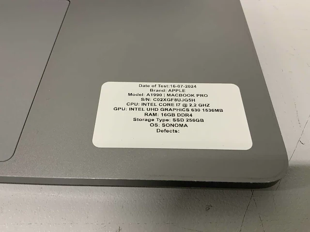 Apple macbook pro a1990(i7) laptop - afbeelding 2 van  7