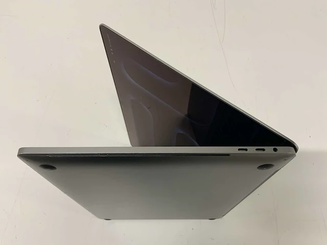 Apple macbook pro a2141(i9) laptop - afbeelding 6 van  7