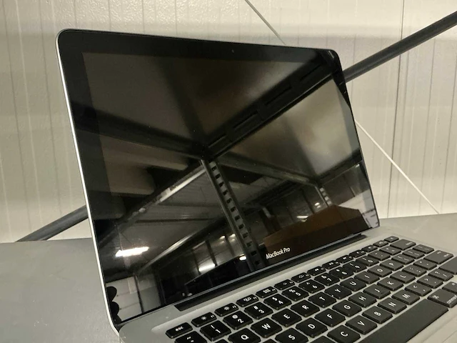 Apple macbook pro laptop (3x) - afbeelding 3 van  5