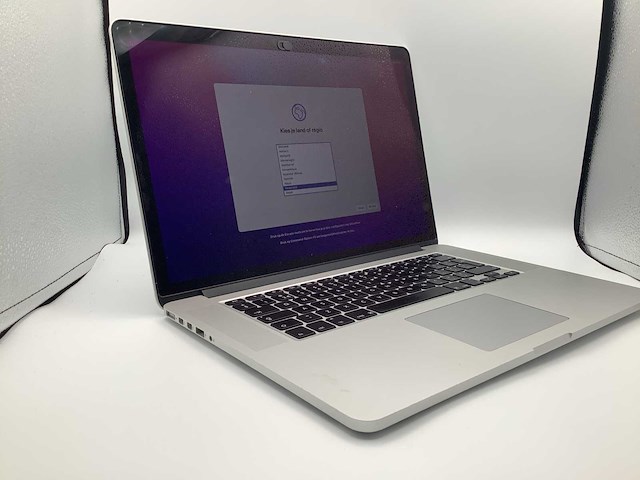 Apple macbook pro laptop - afbeelding 1 van  5