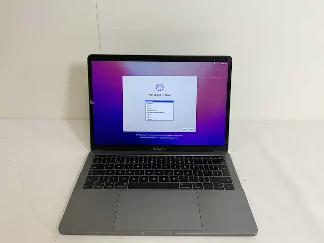 Apple macbook pro retina 13.3", dualcore(tm) i5, 16 gb ram, 256 gb ssd laptop - afbeelding 1 van  6