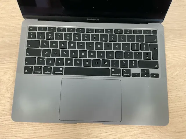 Apple macbookair10,1 - afbeelding 3 van  6