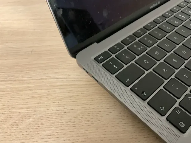 Apple macbookair10,1 - afbeelding 2 van  6