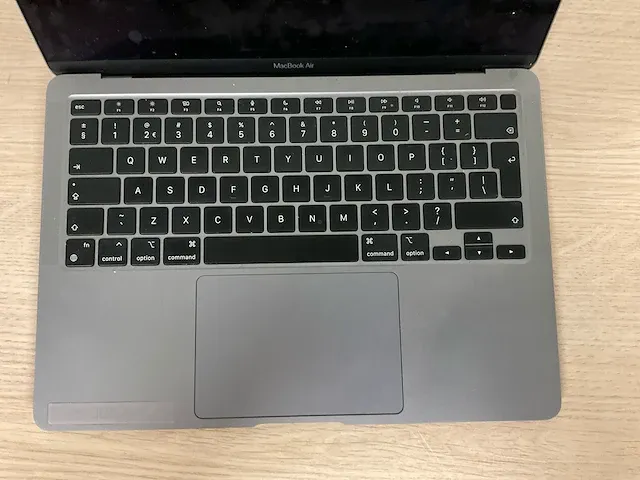 Apple macbookair10,1 - afbeelding 3 van  6