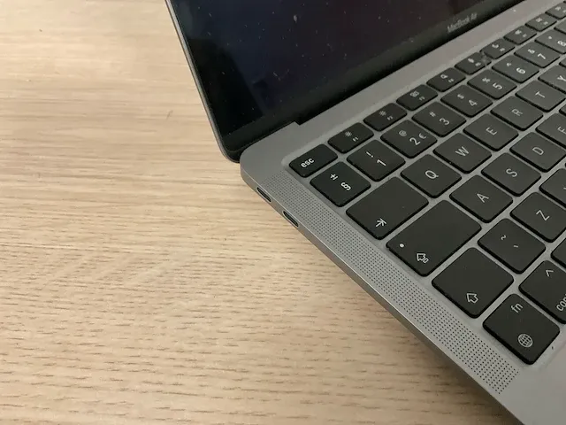 Apple macbookair10,1 - afbeelding 2 van  6