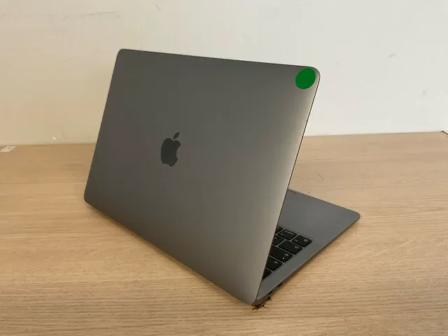 Apple macbookair10,1 - afbeelding 4 van  7