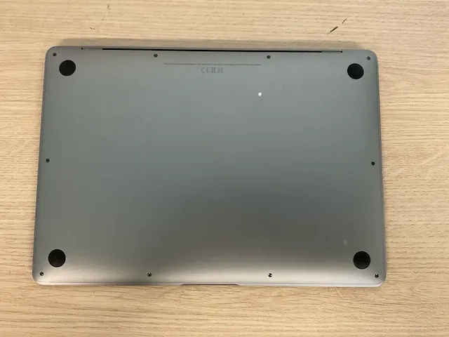 Apple macbookair10,1 - afbeelding 6 van  7