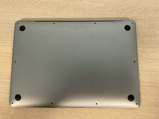 Apple macbookair10,1 - afbeelding 6 van  8