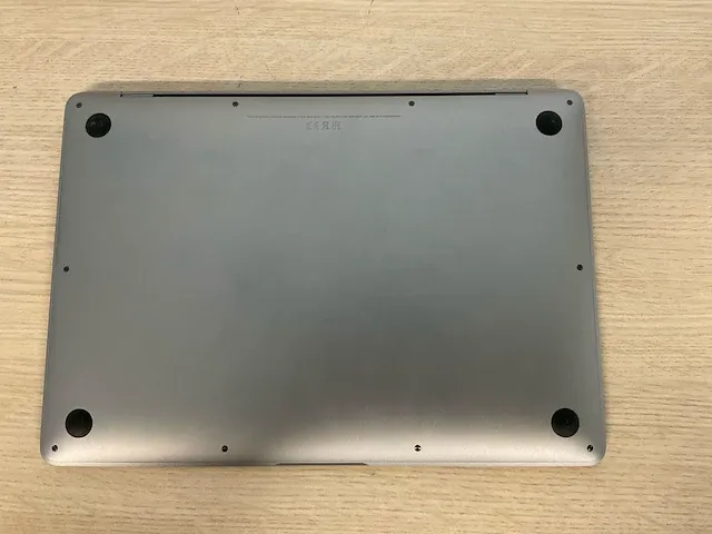 Apple macbookair10,1 - afbeelding 6 van  7