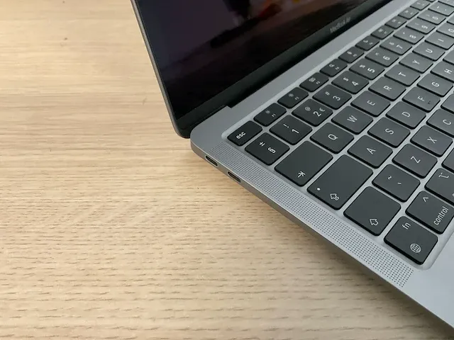 Apple macbookair10,1 - afbeelding 2 van  8