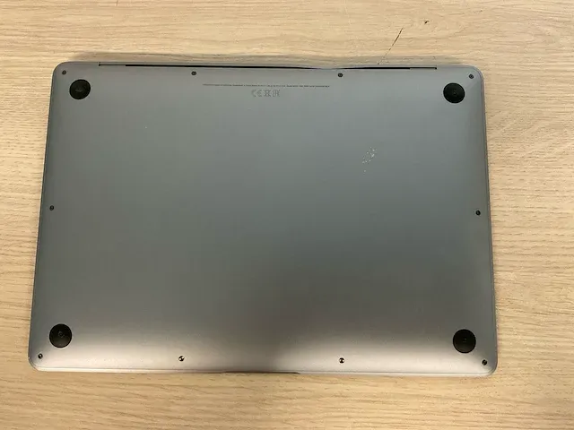Apple macbookair10,1 - afbeelding 5 van  8