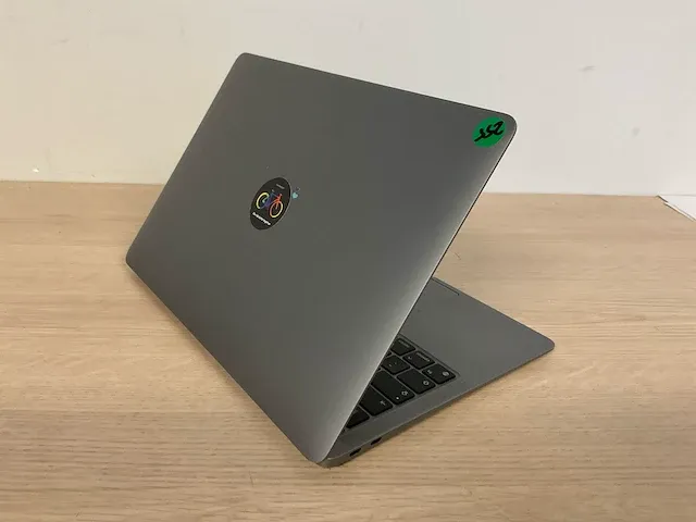 Apple macbookair10,1 - afbeelding 4 van  6