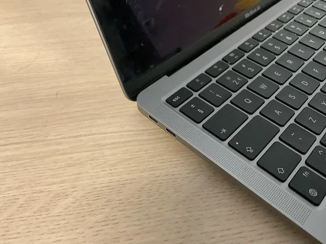 Apple macbookair10,1 - afbeelding 2 van  6