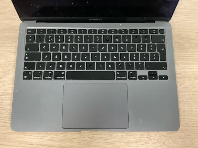 Apple macbookair10,1 - afbeelding 3 van  6