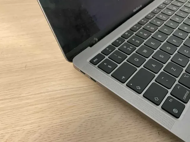 Apple macbookair10,1 - afbeelding 2 van  6