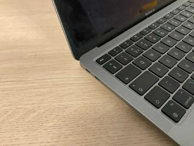 Apple macbookair10,1 - afbeelding 2 van  6