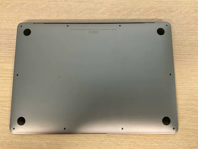Apple macbookair10,1 - afbeelding 7 van  8