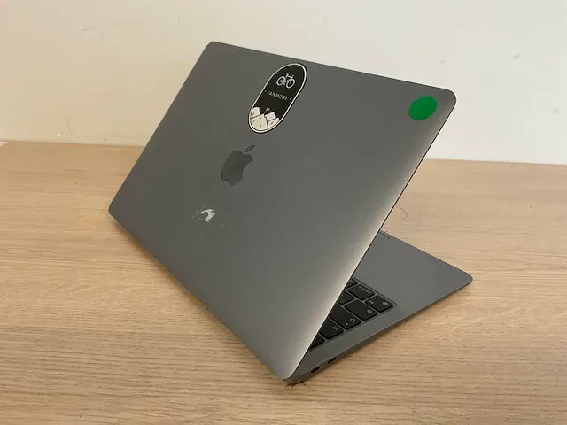 Apple macbookair10,1 - afbeelding 4 van  7