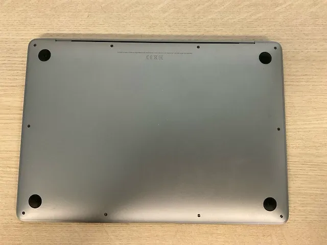 Apple macbookair10,1 - afbeelding 6 van  7