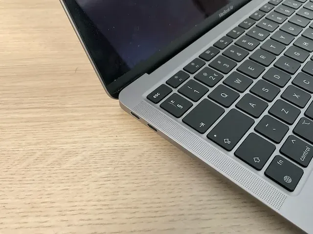 Apple macbookair10,1 - afbeelding 2 van  7