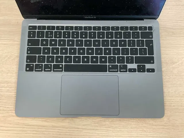 Apple macbookair10,1 - afbeelding 3 van  6