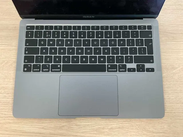 Apple macbookair10,1 - afbeelding 3 van  6