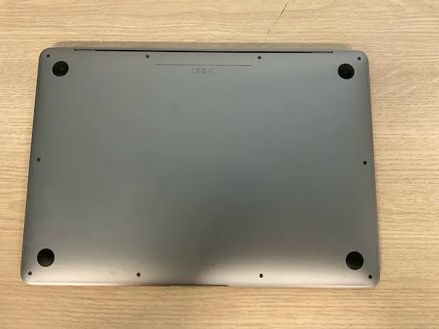 Apple macbookair10,1 - afbeelding 6 van  7