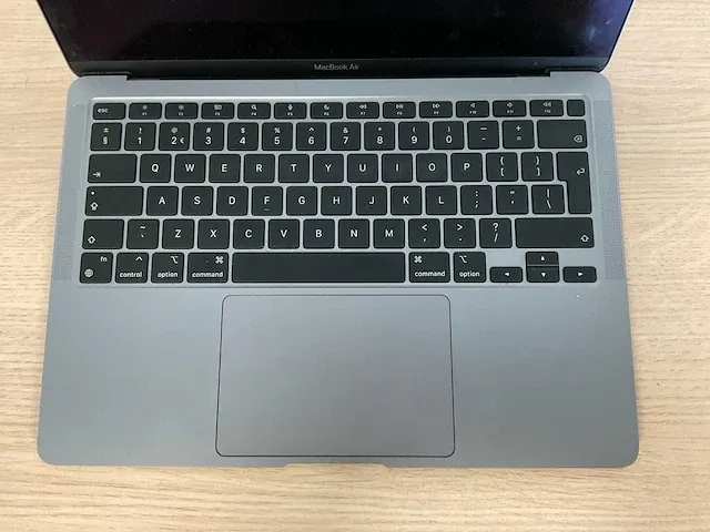 Apple macbookair10,1 - afbeelding 3 van  6