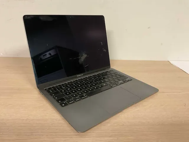 Apple macbookair10,1 - afbeelding 1 van  7